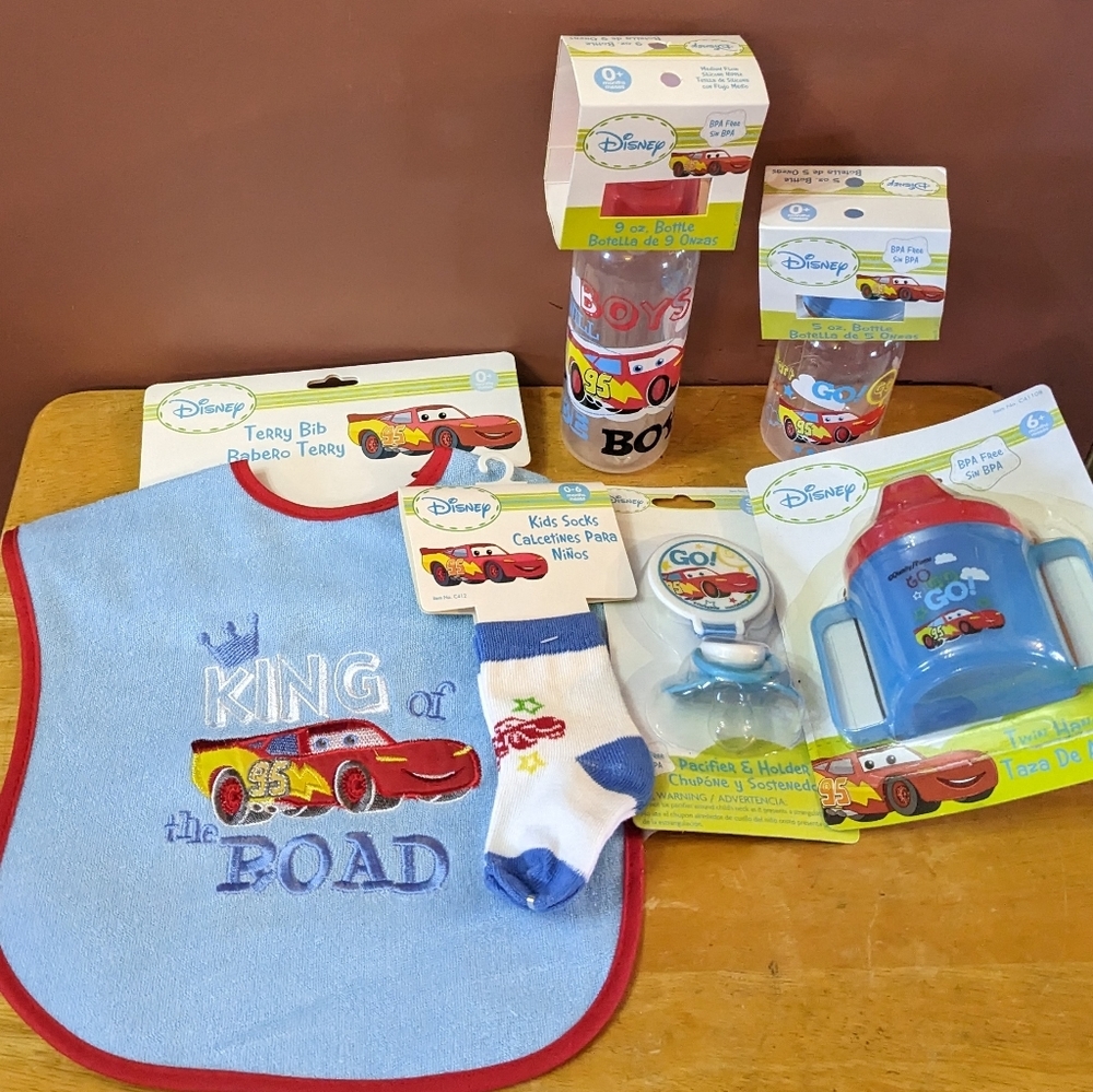 New Disney Pixar cars lightning McQueen baby shower gift set bottle bib, T4MIS